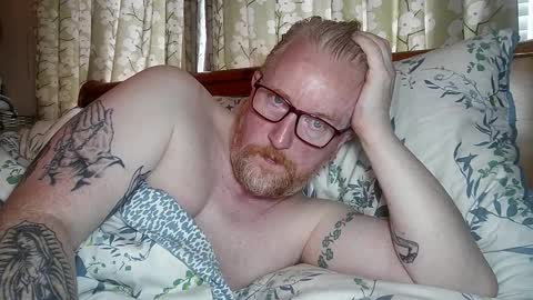 r_o_h_a_n online show from October 21, 12:41 pm