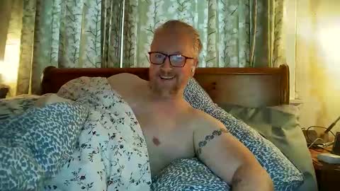 r_o_h_a_n online show from November 14, 2:18 pm