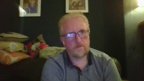 r_o_h_a_n online show from October 1, 11:41 pm