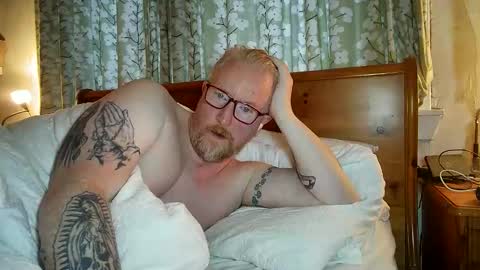 r_o_h_a_n online show from November 21, 9:08 am