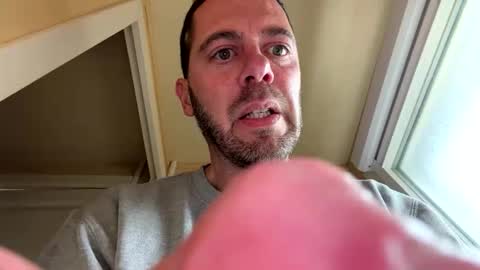 rabouin95 online show from April 1, 1:02 pm