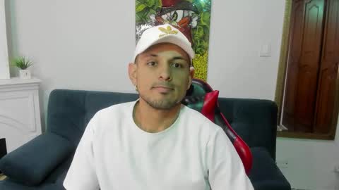 rachell_jacob online show from April 20, 11:13 am