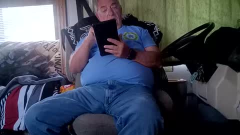 Radioman for fun online show from April 20, 2:08 pm