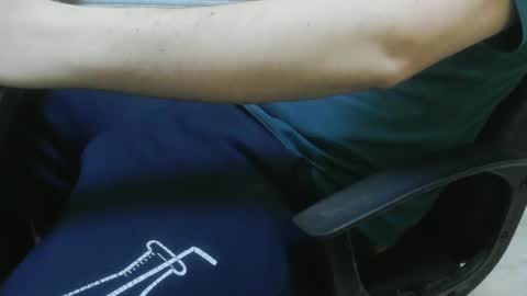 Snapshot of raffaita88 chatting on December 26, 2:27 pm raffaita88 online show from December 26, 2:27 pm