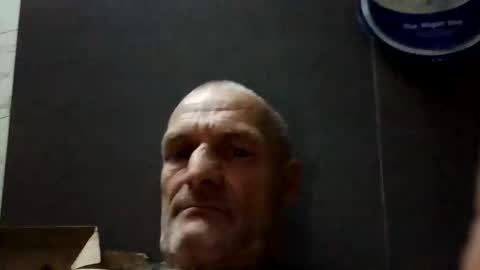 Snapshot of ragingzef69 chatting on January 3, 12:08 pm Bigthickdickinvic online show from January 3, 12:08 pm