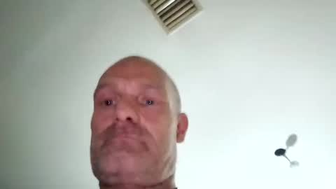 Snapshot of ragingzef69 chatting on February 1, 2:02 pm Bigthickdickinvic online show from February 1, 2:02 pm