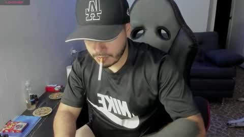 ragnar_lothbrok77 online show from February 10, 4:06 am