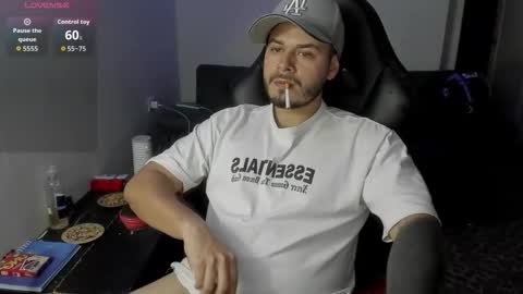 ragnar_lothbrok77 online show from February 7, 11:21 pm