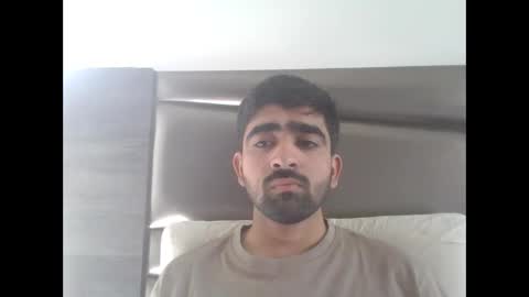 rahull11606 online show from October 10, 4:39 am