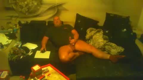 raintrops online show from April 9, 8:48 pm