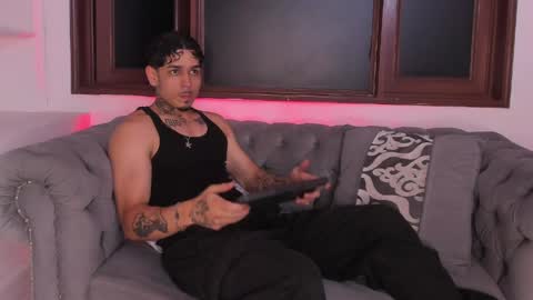 Raizo online show from April 2, 3:15 am