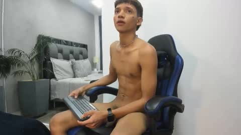 Ralf Bauer online show from October 17, 3:54 am