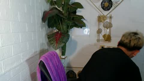 ralfhuge24 online show from April 29, 8:08 am