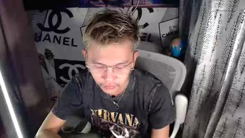 ralfhuge24 online show from April 26, 4:26 pm