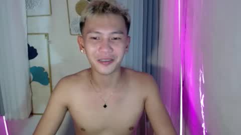 ralfhuge24 online show from May 1, 12:26 am