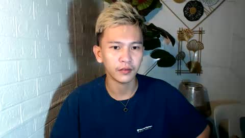 ralfhuge24 online show from May 11, 6:37 am