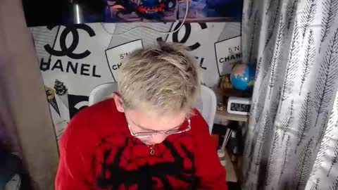 ralfhuge24 online show from April 25, 2:58 pm