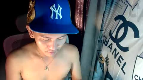 ralfhuge24 online show from June 26, 11:40 pm