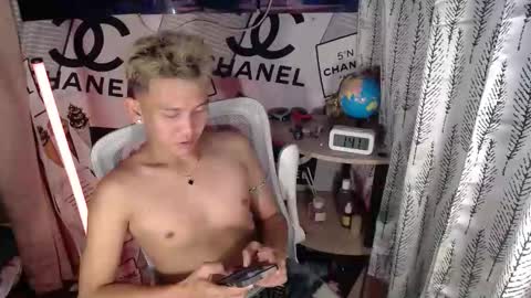 ralfhuge24 online show from April 29, 5:41 pm
