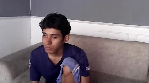 Snapshot of rami_hot0 chatting on October 21, 1:14 pm rami_hot0 online show from October 21, 1:14 pm