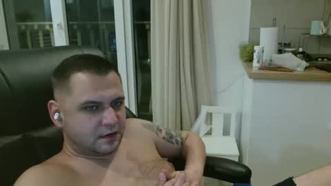 Snapshot of ramon0688 chatting on October 14, 4:36 pm Ramon online show from October 14, 4:36 pm