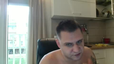 Snapshot of ramon0688 chatting on October 18, 11:37 am Ramon online show from October 18, 11:37 am