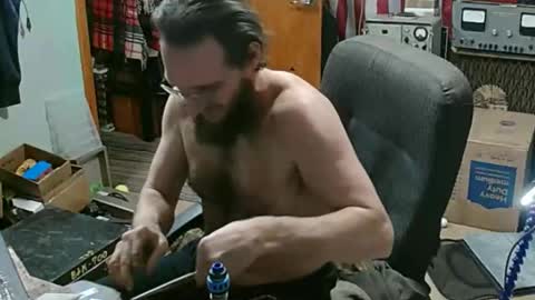 Randall online show from February 4, 11:33 pm