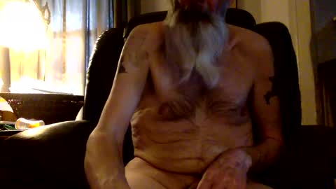 Snapshot of rando56 chatting on February 13, 1:48 pm Randy online show from February 13, 1:48 pm