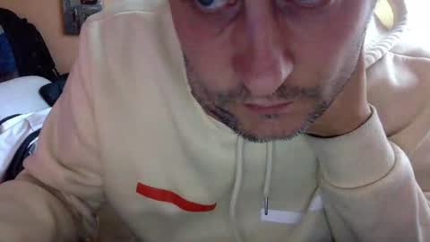 randobad12 online show from April 6, 4:19 pm