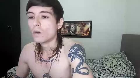 Snapshot of rangel_sex chatting on October 17, 4:33 pm Rangel and Lola online show from October 17, 4:33 pm