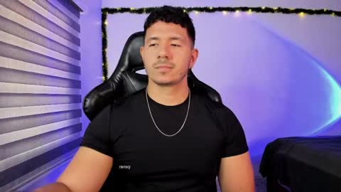 Jonas online show from May 22, 3:17 pm