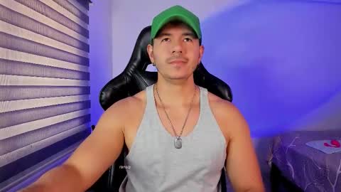 Jonas online show from November 10, 6:46 pm