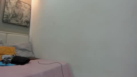 Raphael Nyon online show from March 10, 3:23 am