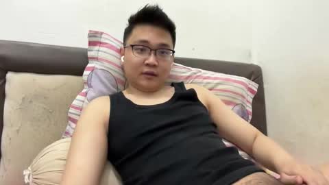 randomnaut online show from February 15, 4:15 pm