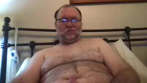 Snapshot of rattoy19 chatting on December 17, 2:00 pm Rattoy online show from December 17, 2:00 pm