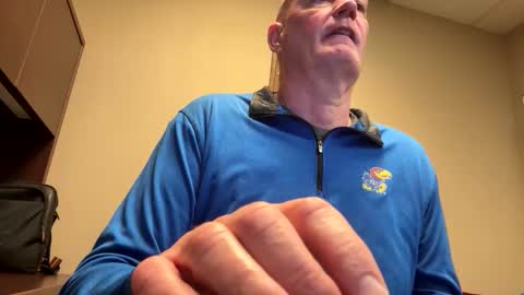 ravchat online show from April 8, 3:54 pm