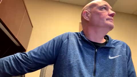 ravchat online show from April 9, 3:07 pm