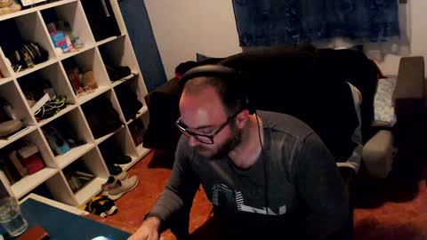 Snapshot of ravingr3d3 chatting on January 10, 11:29 pm ravingr3d3 online show from January 10, 11:29 pm
