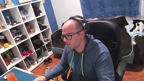 Snapshot of ravingr3d3 chatting on November 1, 10:03 pm ravingr3d3 online show from November 1, 10:03 pm