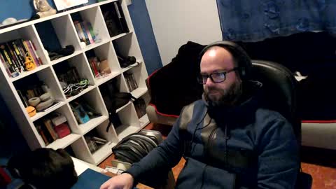 Snapshot of ravingr3d3 chatting on January 2, 10:01 pm ravingr3d3 online show from January 2, 10:01 pm