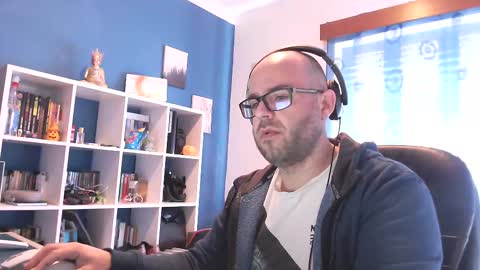 Snapshot of ravingr3d3 chatting on February 26, 9:53 am ravingr3d3 online show from February 26, 9:53 am