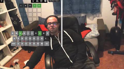 Snapshot of ravingr3d3 chatting on February 18, 12:26 am ravingr3d3 online show from February 18, 12:26 am
