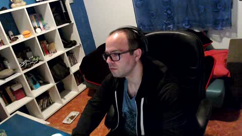 Snapshot of ravingr3d3 chatting on January 13, 11:17 pm ravingr3d3 online show from January 13, 11:17 pm