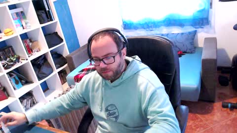 Snapshot of ravingr3d3 chatting on February 2, 2:24 pm ravingr3d3 online show from February 2, 2:24 pm