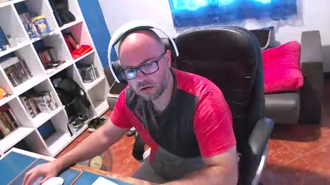 ravingr3d3 online show from June 22, 7:58 am