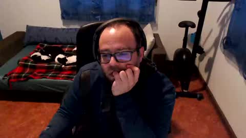 Snapshot of ravingr3d3 chatting on January 26, 3:14 pm ravingr3d3 online show from January 26, 3:14 pm