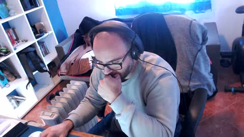 Snapshot of ravingr3d3 chatting on December 10, 2:17 pm ravingr3d3 online show from December 10, 2:17 pm