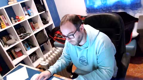 Snapshot of ravingr3d3 chatting on January 28, 9:08 am ravingr3d3 online show from January 28, 9:08 am