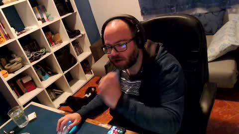 Snapshot of ravingr3d3 chatting on December 25, 10:27 pm ravingr3d3 online show from December 25, 10:27 pm