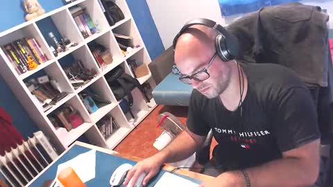 Snapshot of ravingr3d3 chatting on September 10, 1:54 pm ravingr3d3 online show from September 10, 1:54 pm